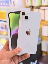 يفون 14بلاس ذاكره 128بطاريه 90جهاز بمعنه كلامه نضيف هوه جديد سوه نموذج...