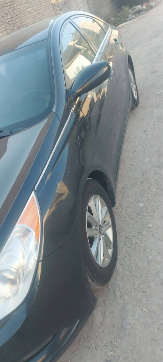 السلام عليكم من رخصه الأدمن المحترم سوناته موديل ٢٠١٣ وارد امريكي حادثهه رش قطعتين بجم كبس بدون ارباك كير محرك حداديه كله عالشركه العنوان بابل محاويل السعر ١٠٧ وبيه مجال قليل رقم الموبايل ***********
