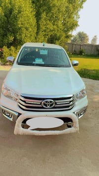 هايلوكس • ٢٠٢٥ • زيرو