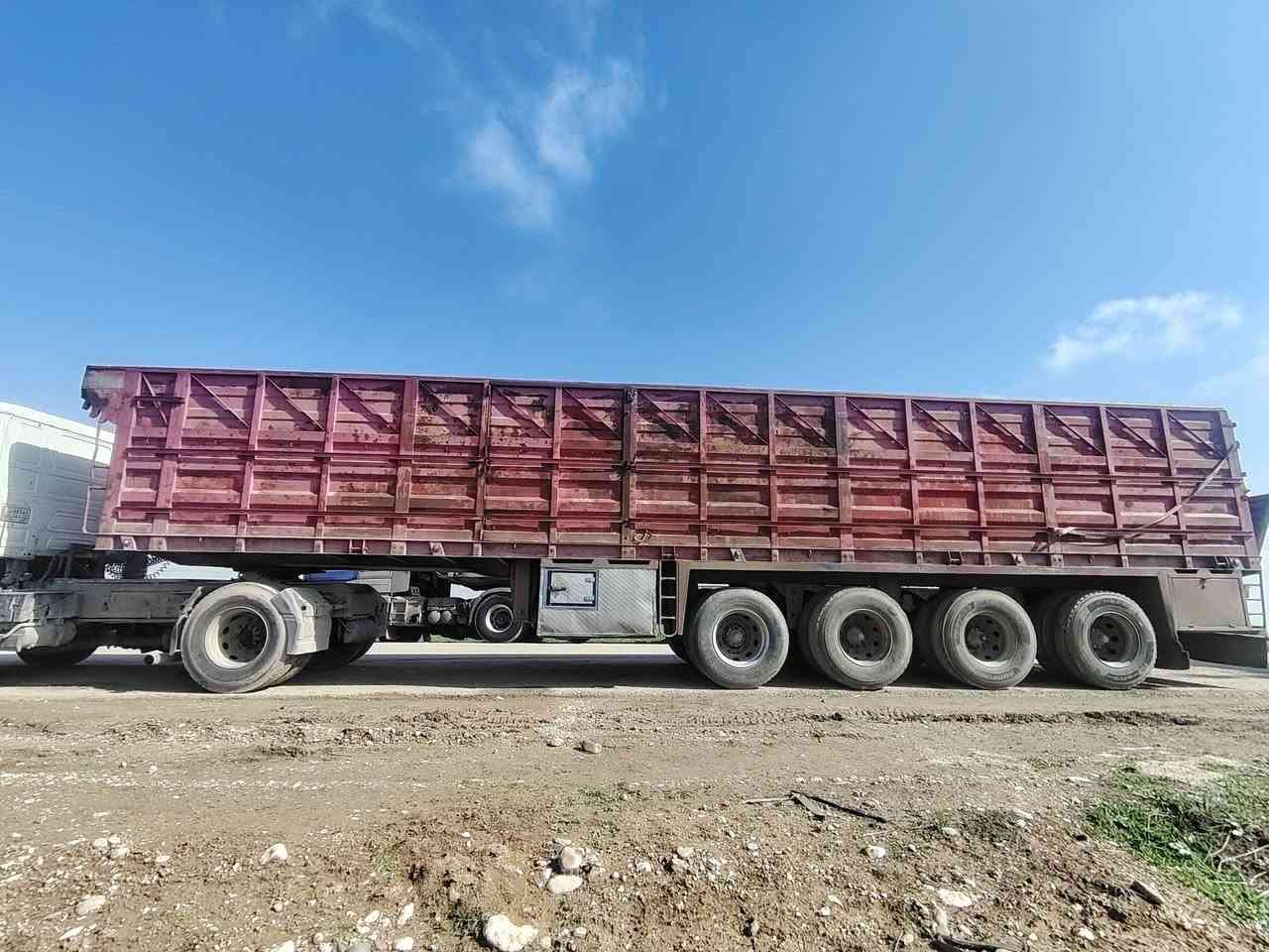 عربانة شاصي محلي طول 12 ونص ارتفاع 175 دناكير سكانيا ورابع رفاع جوبلس 
***********
