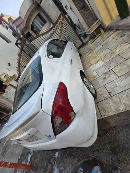 السلام عليكم نيسان سني للبيع موديل18
سيارة جديدة ونظيفة ماشيه 90 الف
خير من الله تخم تايرات جدد حدادية جديدة بطارية جديدة وكاملة مكملة رقم بغداد مكانهة الاعظميه 
السعر 97 وبيها مجال 
التواصل:***********
