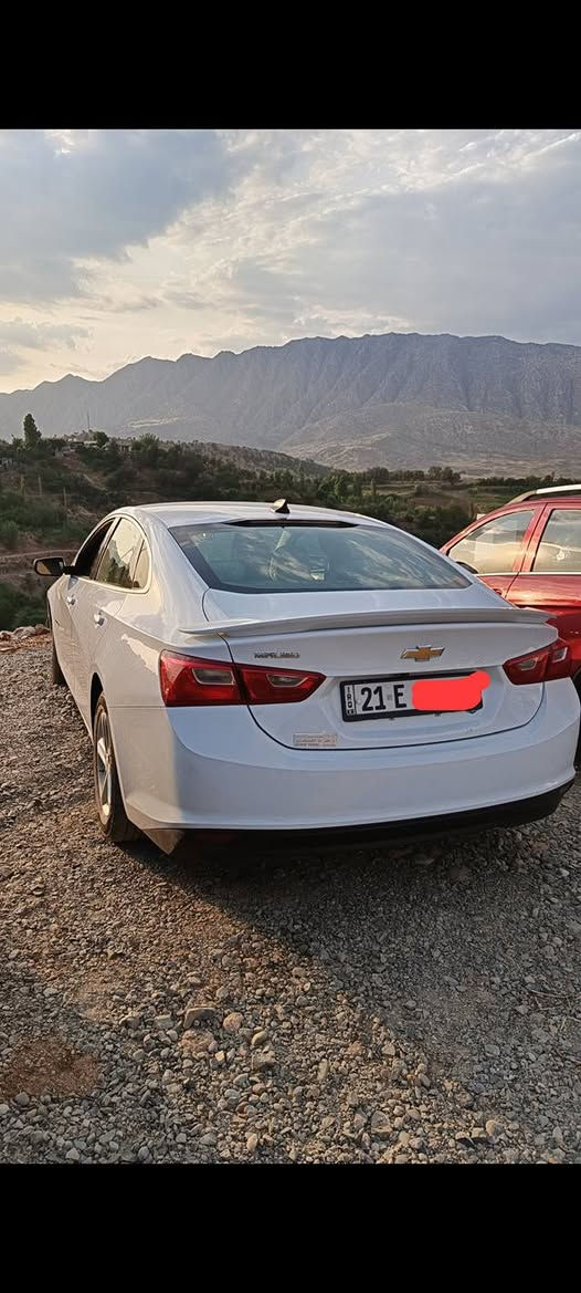 سلام عليكم  ماليبو 2019 كلين فقط دعامية حادثها بدون صبغ وبدون تبديل بدون ايرباك بيها pdr بل جاملغ امامي حك شبر ماشية 70 الف مكان سيارة بغداد السعر 130 وبيها مجال بسيط رقم الهاتف  ‏‪***********‬‏
