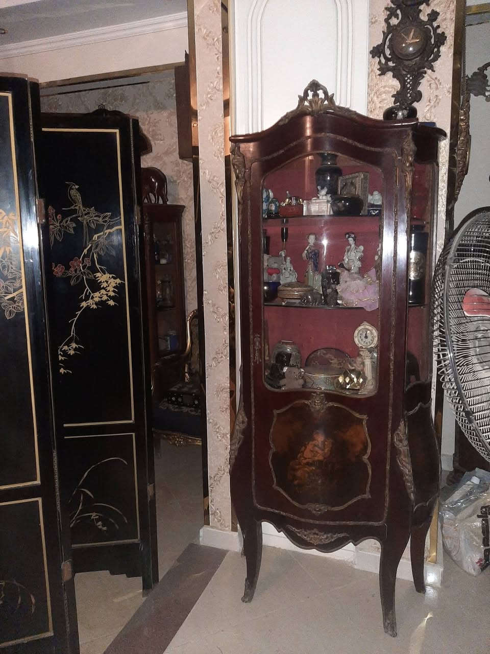فاترين ايطالى بالبرونز ورسم زيت. ١٥ الف لسرعه البيع لظروف النقل


**إذا كنت صاحب هذا الإعلان وتريد حذفه لأي سبب، رجاءا أرسل رسالة إلى الدعم الفني**