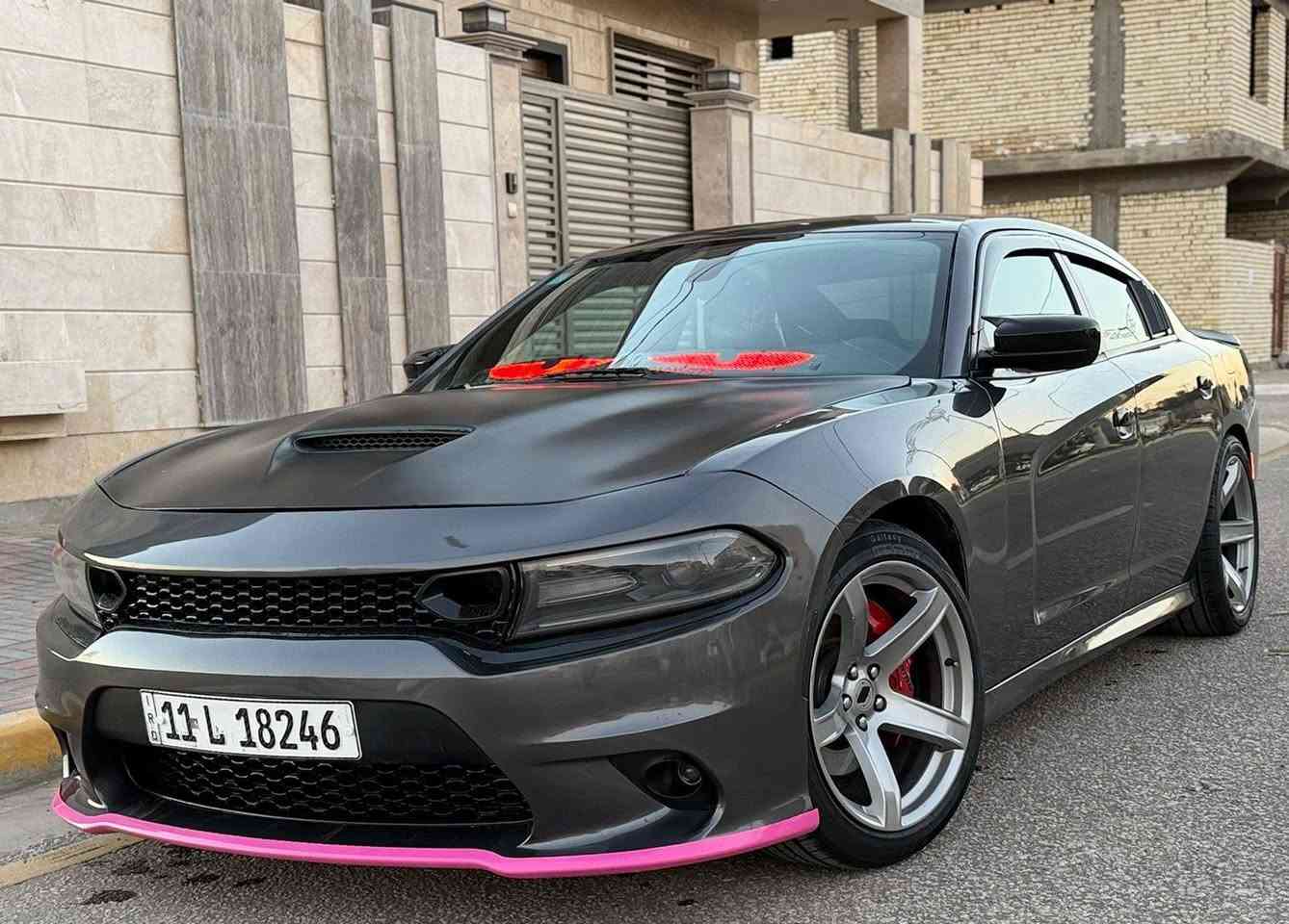 دوج جارجر موديل 2021اصل وارد امريكي حادث جاملغ وباب صبغ وجاملغ الثاني صبغ فقط ولباقي مكفوله فئه GT فول عدا الفتحه شاشه كبيره كشنات حضن كهراء شفتات حساسات خلفيه ماشيه 21 حقيقي السياره ستخدام شخصي السياره جديده وجاهزه من مكينه3600 وكير وحداديه وتخم تاير وتبريد كله جاهز ما نقص برغي رقم بغداد نكليزي سنويه مجدده هزه جديده مداور ثاني يوم مكان السياره كربلاء الاستفسار /***********/السعر /197/الشراي يتصل عل صاحب السياره
