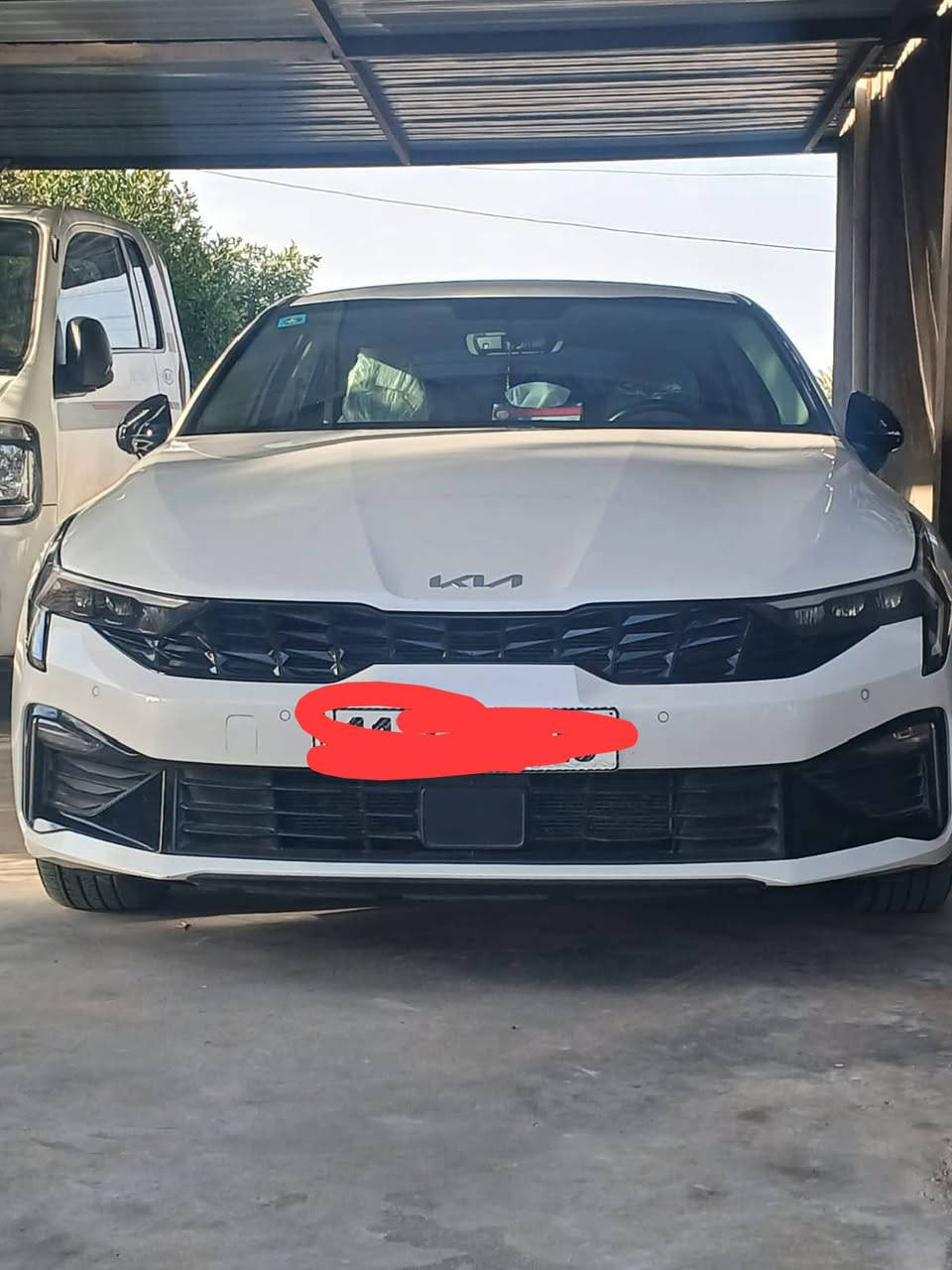 k5 للبيع موديل 2024
فول مواصفات بس نقصها بنراما رقم بغداد باسمي تحويل مباشر محركها خير من الله كفاله عامه ماشيه 20 الف سعر 230 وبيها مجال  

***********
