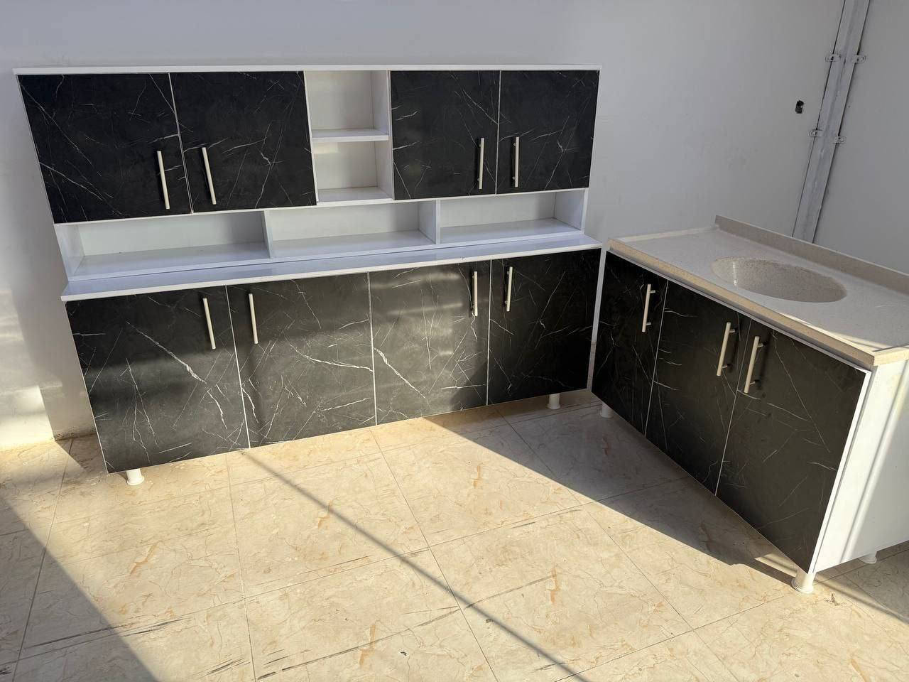 كاونتر mdf قياس مترين ارضي وملحق  والسنك
 متر و ٢٠ مرمر 
السعر 240 الف


**إذا كنت صاحب هذا الإعلان وتريد حذفه لأي سبب، رجاءا أرسل رسالة إلى الدعم الفني**