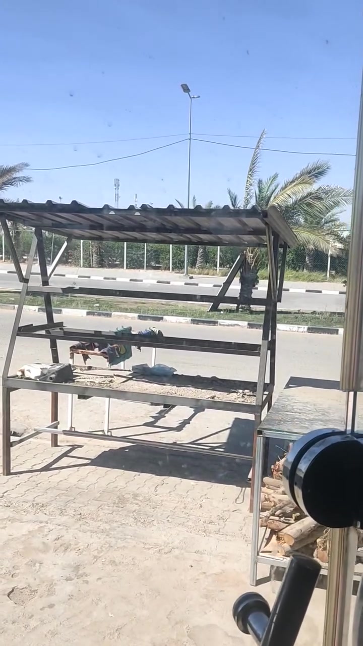 غراض اخو الجديد للبيع لغرض تغير المحل الى سوبر ماركت الاستفسار على هاذا الرقم ***********
