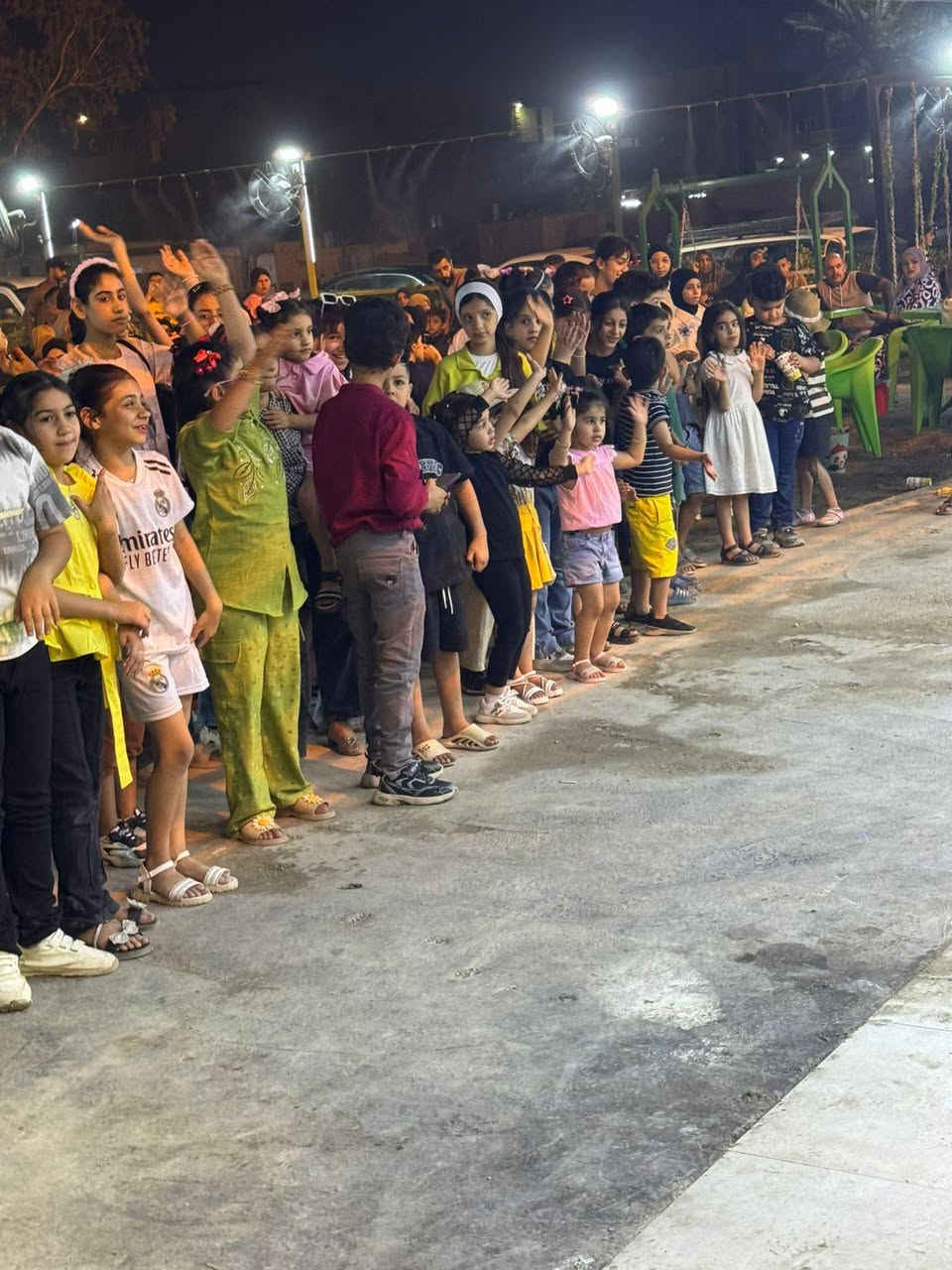 "عيد سعيد مع مثلجات!
[على بالي] يفتح أبوابه للموسم الجديد! وحلتهي الجديدة
خصومات وعروض على كل المرطبات!
تعالوا استريحوا واستمتعوا بحفلة  للاطفال والعاب مجانية!
العنوان: [حي القاهرةالاوالى قرب جسر البنوك]
 ]
ننتظركم!أن شاء الله 😊"


**إذا كنت صاحب هذا الإعلان وتريد حذفه لأي سبب، رجاءا أرسل رسالة إلى الدعم الفني**