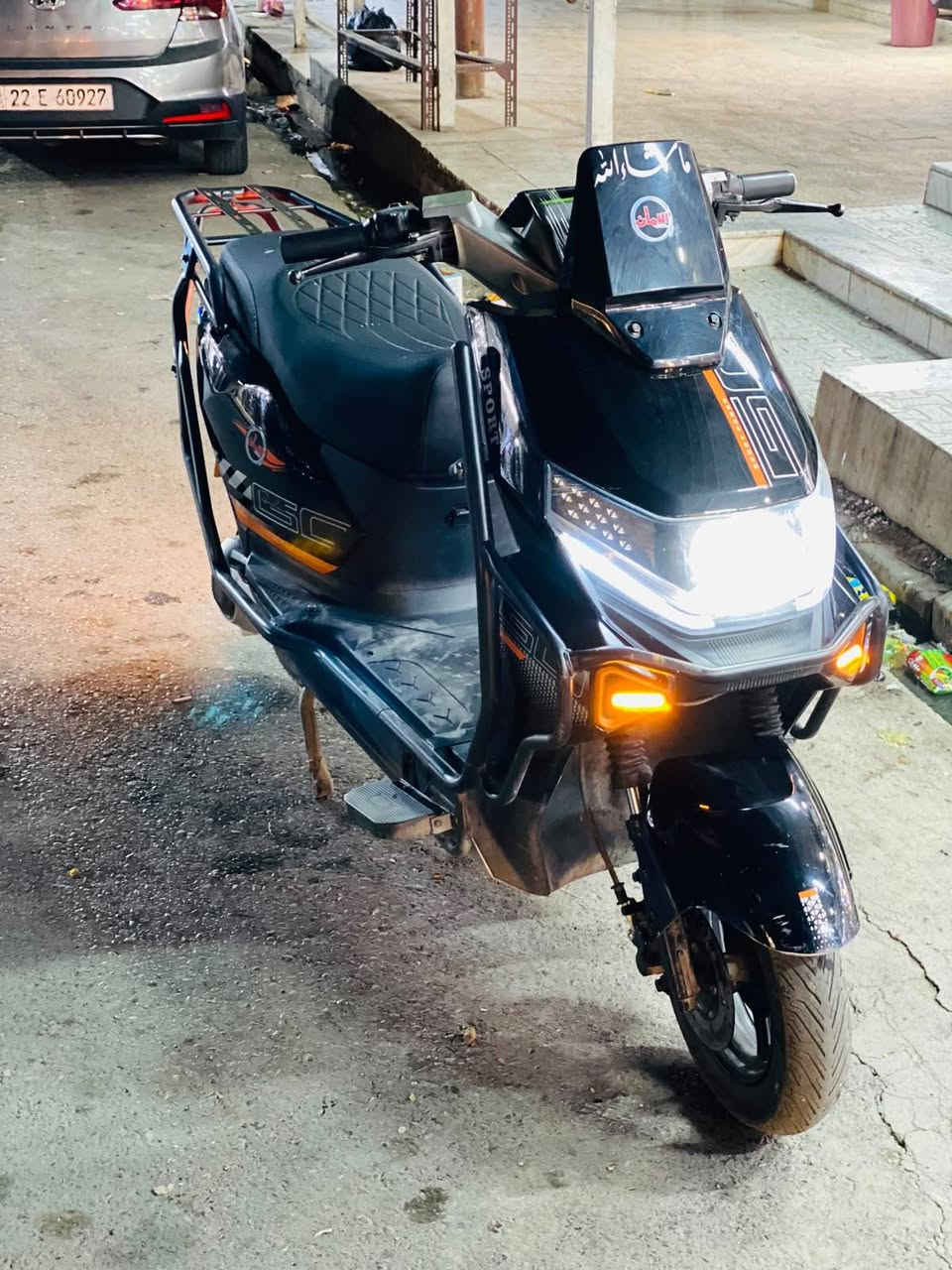 🏍️دراجه شحن للبيع 🏍️
شرط كل شي شغال 
 🔋البطاريه كلهم 11 يقرون 🔋
 الضفيره كلها شغال 
العقل 2000 
 الملف 2000 
السعر 550 وبي مجال 
📱الرقم***********📱
