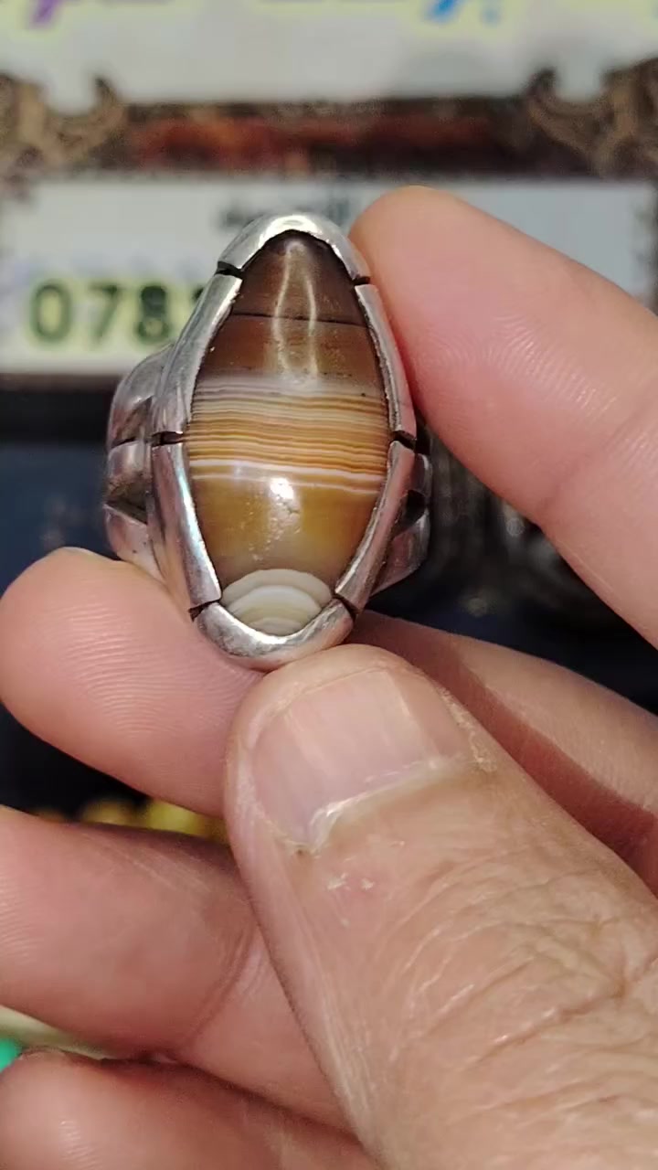 ♕نوادر الجزع القديم ♕
@إشارة


**إذا كنت صاحب هذا الإعلان وتريد حذفه لأي سبب، رجاءا أرسل رسالة إلى الدعم الفني**