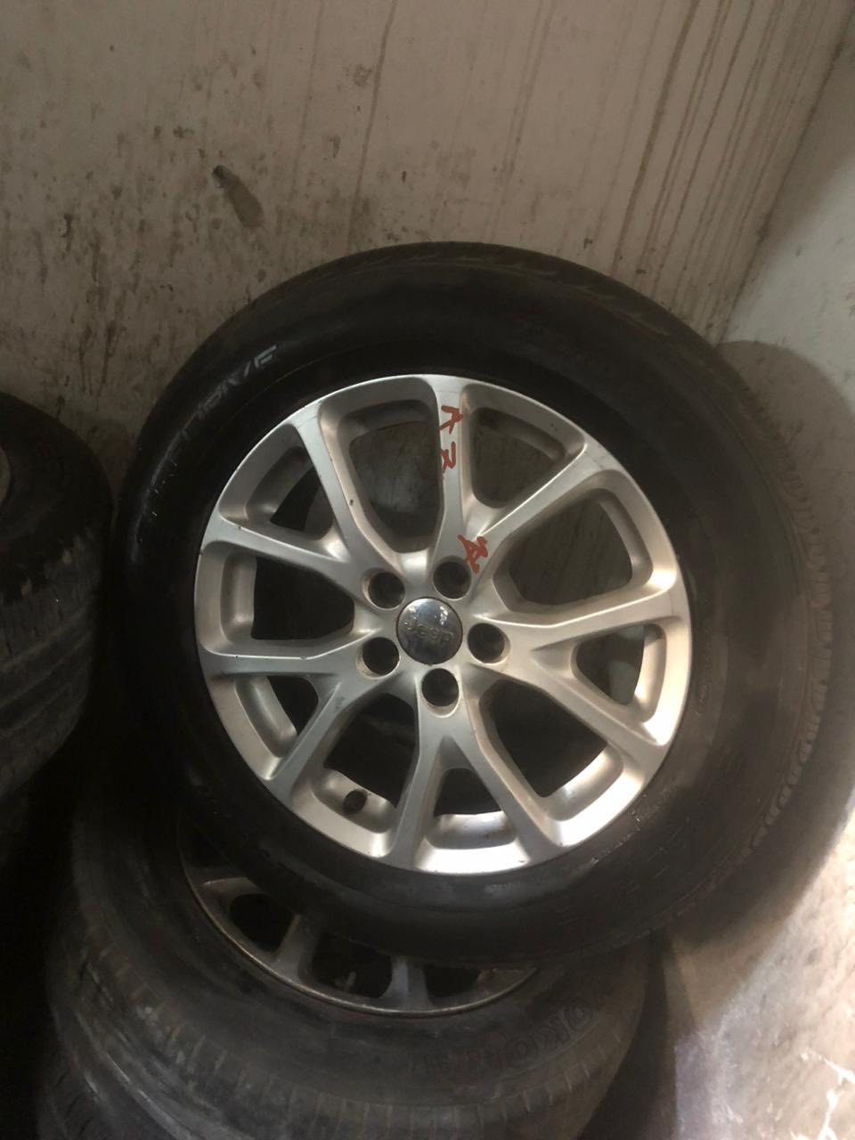 سلام عليكم
قطع غيار جيب شيروكي بزون جميع الموديلات جميع القطع 
كراج المرتضئ بغداد البياع الشارع الثاني 
***********
