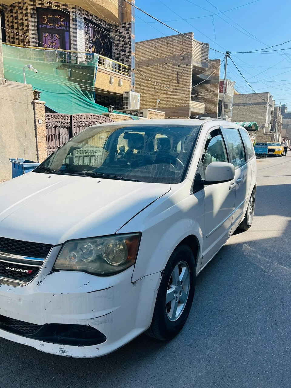 سلام عليكم
دوج كرفان للبيع او المراوس حسب القناعه

موديل /2012 

ضررها 

موجود بل سونار منزلها بل منشور

رقم /بغداد رقم الجديد صار

تجديد سنويه ال سنه32

مواصفات✨

تحكم ستيرن جهتين

مثبت سرعه

ثلاجه 

شاشه لمس ايباد جميع البرامج منصبه 

كامره خلفيه

كشنات بلع 

كشنات منفصل مغلفه 

بيبان كهرباء+جنطه كهرباء 

مرايات تحكم كهربائي 

محرك 3600

تبريد 3 قطع

جام 6 كهربائي

مانع انزلاق

نظام توفير الوقود 

تخم تاير 

مكينه +كير كفاله ✅  

السياره معروفه ومرغوبه 

وبيها هواي مواصفات جيك وشوف 

سياره جاهزه برغي ما بيها نقص

العنوان / بغداد 

   للتفاوض اتصل ع رقم 

الاستفسار /*********** ابو همام 

او.    ***********

— في ‏‏بغداد‏‏.
