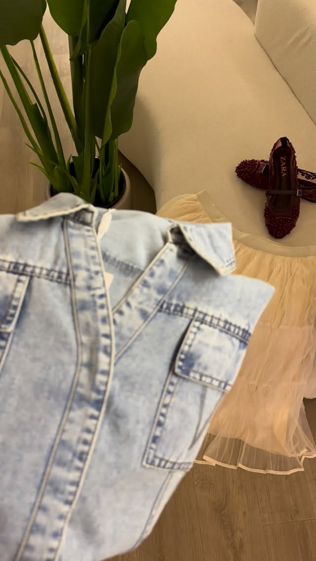 هذا سوت 🤤🤤🤤

القياس 4XL/3X/2X//L/L

#ترند #اكسبلور_explore 
#بنات #صيف #اكسبلور


**إذا كنت صاحب هذا الإعلان وتريد حذفه لأي سبب، رجاءا أرسل رسالة إلى الدعم الفني**