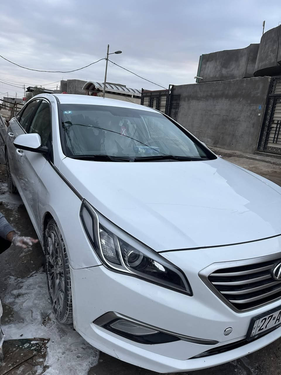 السلام عليكم للبيع سوناتا موديل 2016 وارد  أمريكي كفاله عامه من الضربه والتبديل والصبغ محرك2400 كير  تبريد حداديه تخم تاير جديد  شاشه كامره خلفيه تحكم ستيرن نضام أيكو سياره جديده رقم  ذي قار باسمي تحويل ثاني يوم سعر 125 بيه  مجال 
الهاتف ***********
عنوان البصرة الهارثة
