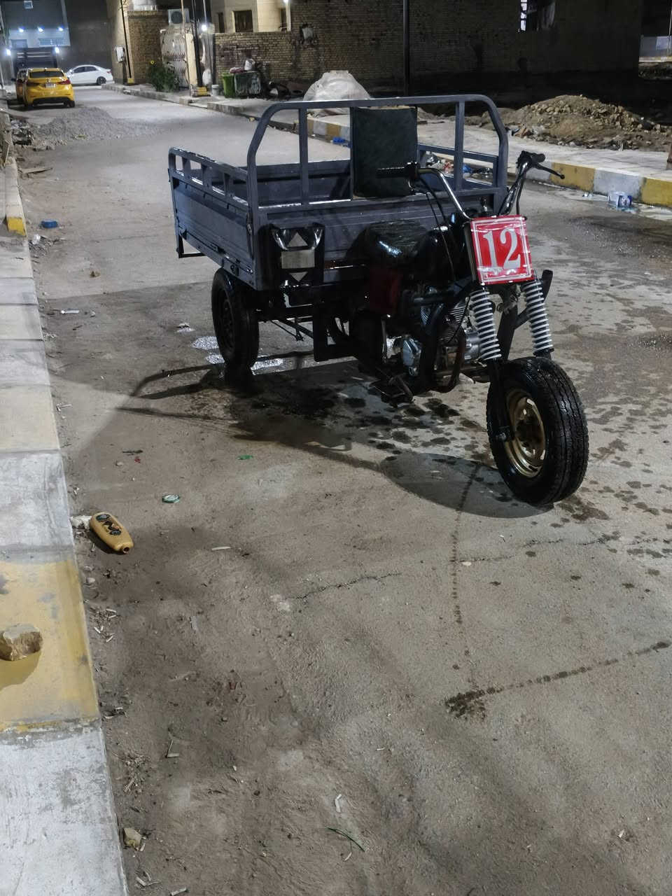 السلام عليكم ستوته كلك للبيع محرك نضيف بدي نضيف ستوته كلشش نضيف ما نقص شي كهربابات شغاله سالف هندر ناصريه سديناويه ***********
