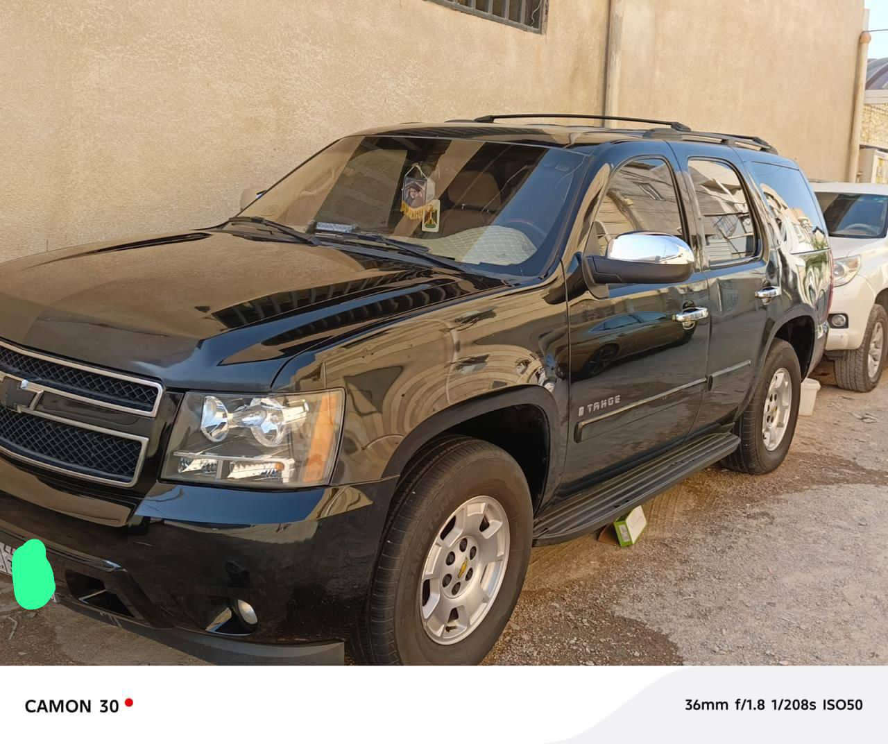 السلام عليكم 
تاهو موديل 2009 خليجي
‏LT
‏المواصفات 
‏داخل عسلي 
‏طبلة تو ويل
‏سيارة جديدة مكفولة
‏من السرقة والعشا ير
‏وقص السيارة أدوات أدوات أدوات
‏مكينة جديدة 5300
‏كير جديد
‏طفيره جديدة 
طخم نوزل تفصيخ اصلي 
طخم بلك اصلي 
طخم تاير جديد
سبير مانازل 
تبريد ثلاث قطع 
تدفئة فول 
كشتات كهربائي 
‏ بطارية جديدة قبل أسبوع مشتري شركة أي سي ديلكو
‏السيارة عليها سيرفسز بالكامل
‏تشغيل عن بعد
‏وبعد بيها مواصفات هواي
‏مسجل تاب كاميرا دوارة
‏السعر 93 بيها مجال حق الجاية

‏رقم الهاتف ***********
‏عنوان السيارة البصرة

‏
