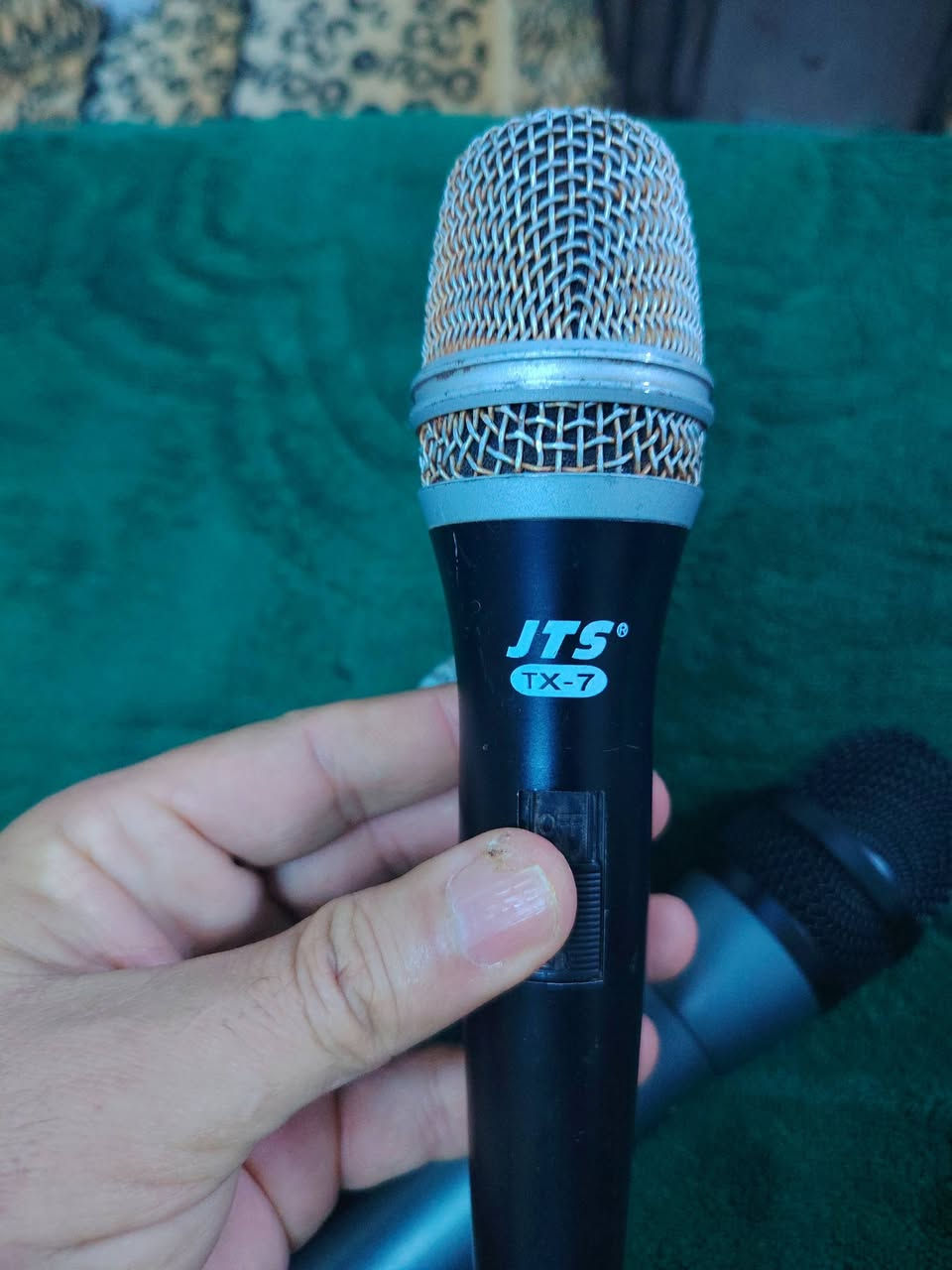 اخوان سلام عليكم
مايكات عدد ٣ للبيع 
١ شور، 
١ياماها 
١ جي تي
ثلاثتهن بسعر، 75  الف  مع التوصيل 
وببهن مجال بسيط 
التواصل خاص ماسنجر وبخدمتكم


**إذا كنت صاحب هذا الإعلان وتريد حذفه لأي سبب، رجاءا أرسل رسالة إلى الدعم الفني**