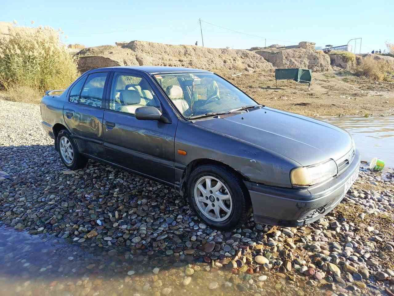 السلام عليكم للبيع سياره
نيسان برامير رقم صلاح الدين دولي 
موديل 1993 سنويه لل30 
محرك16 جديد كير جديد 
باتري جديد كهربائي كله شغالة 
تواير جدد السعر 35 
***********
