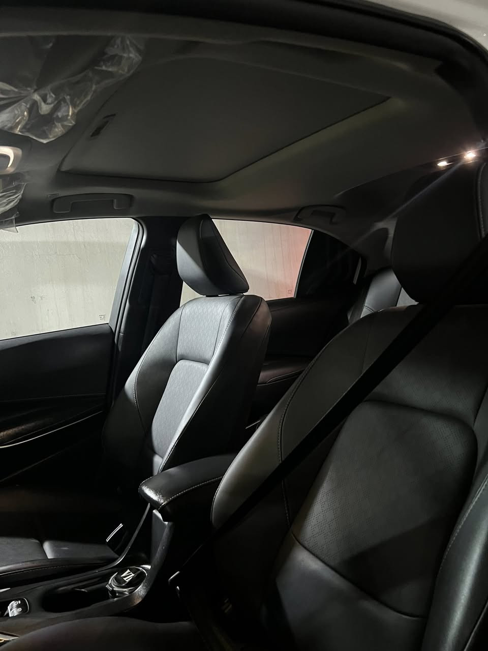 كورلا2024كلين كلشي ما بيه ماشيه 9ميل زيرو سعر152مكان كركوك رقم***********فول موصفات حتى كشنات كهرباء
