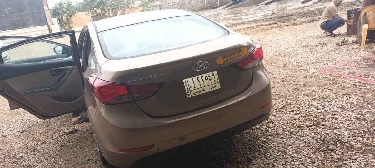 السلام عليكم الانترا 15محرك 1800خليجي السيار خير من الله السياره مكفوله من كولشي كير ومحرك ممفتوح مال حاويه شاديله كفاله من التبديل والصبخ بس الشرايح يتصل اخوان معروضه 125وبيه مجال الشراي ***********يتصل على هذا الرقم
