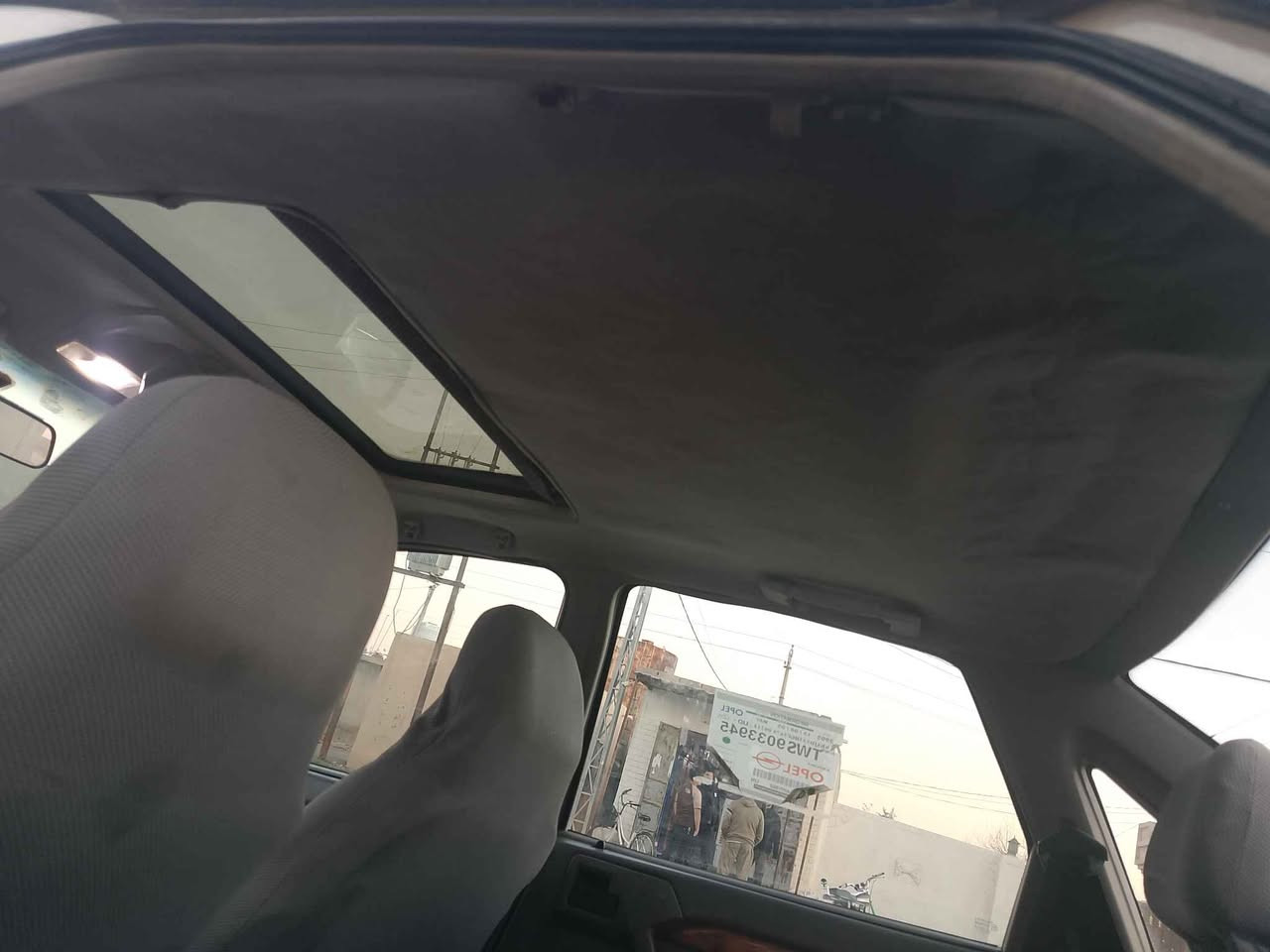 اوبل فكترا موديل 1991 
رقم جديد
رقم اربيل 
بيها دفتر بنزين 
سعر 36 و بيها مجال
*********** كركوك, العراق
