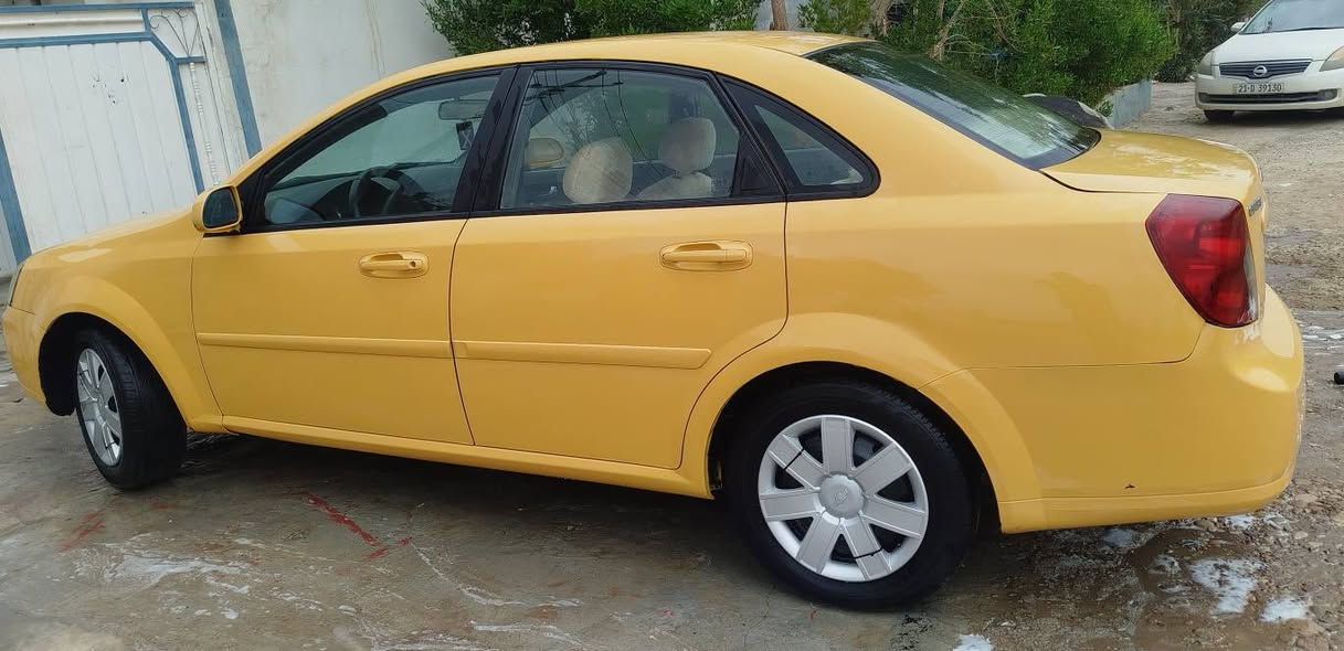 اوبترا2012 تۆماتیک
مکینه و گێڕ بە شەرت
ته بریت ساردو گه رم
بێ ده عم و لێدراوی
چرکه ی تیا نیه کاره بای مزبوت
سعری39گڵا
شوێن کلار
*********** كيفري, ديالى
