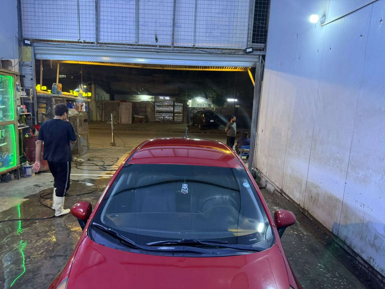 السلام عليكم
كيا ريو هاتشباك 2017 للبيع
ماشية 54 الف
رقم اربيل دولي تريد تحويل تريد وكالة 
السيارة وارد امريكي كفالة عامة حتى من البارد
جام اوتو
مودات قيادة 
تراكشن كنترول
تحكم مري كهرباء
تحكم ستيرن جهتين
السيارة جاهزة كلشي مناقصها وعليها ادامة كاملة 
السعر 95 ورقة وبيها مجال للشراي
العنوان: بغداد، المشتل
حمزة: ***********
