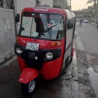 ، تكتك باجاج للبيع موديل 18 نظافة موضحة ب صور بيها ضربات بسيطة معمرة خ...