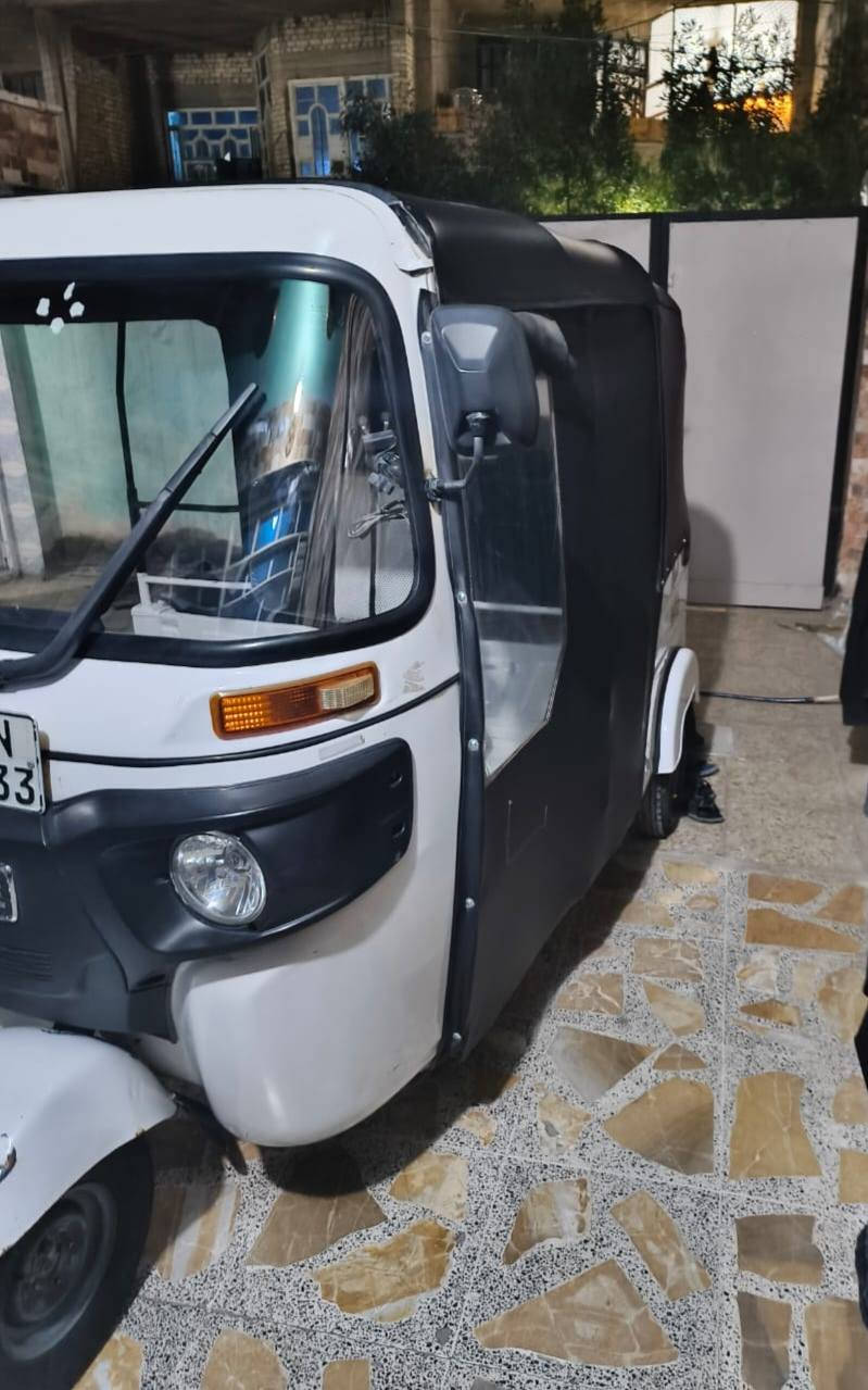 السلام عليكم تكتك موديل 2021 سنويه بسمي  للبيع تكتك خير من الله مكفوله من الضربه والصبغ بيه طخة خفيفه يم البك لايت جاهزه من كلشي كبل تشتغل بيه سعره800و7ملاين بيه مجال قليل حك الجيه  مكاني بغداد العبيدي رقمي ***********
