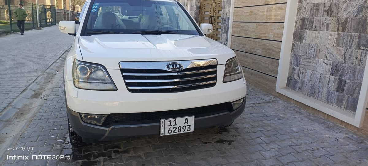 كيا مهاڤي خليجية موديل 2013 رقم بغداد الإنگليزي بإسمي وسنويتها لنهاية  27   والهزة جديدة  فول الفول  ،  بصمة  ، سلايد  ،  زراگ لايت  فور ويل  ،  كراسي كهرباء + تدفئة وتبريد  ،  ثلاث قطع تبريد  ،  صندوق شفط  ،  مري شفط  ، تخم تاير جديد  ،  صدر جديد  ،  مشط ستيرن جديد  تدفئة وتبريد بحالة ممتازة  ، مكينة جديدة وإدامة للگير  (دهن  ،  فلتر) بانزين فقط محسن   مكفولة بإستثناء بعض الملاحضات ،  ماشية  82  الف وقابلة  للزيادة  للبيع أو  المراوس ومكاني  بغداد   / للإستفسار أكثر الإتصال على الرقم 
***********   وبي واتساب  أعتذر على الإطالة وشكرا لإدارة الگروب بغداد, العراق
