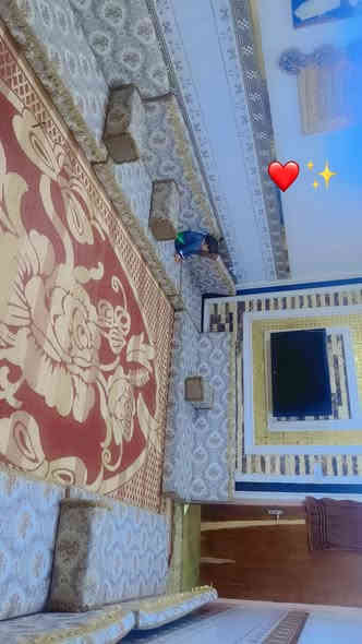 سلام عليكم ديوان ارضي طول 13متر شغل درجة اولى للبيع مكاني مدينه الصدر ***********
