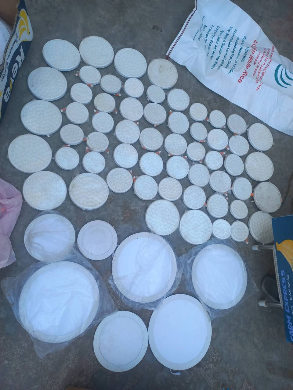 ٨٠ گڵۆپی سەقف، محاویلەی لەگەڵ نیە، ١٢ وات و ١٨ وات و ٢٤ وات، دانەی بە ٥٠٠ دینار


**إذا كنت صاحب هذا الإعلان وتريد حذفه لأي سبب، رجاءا أرسل رسالة إلى الدعم الفني**