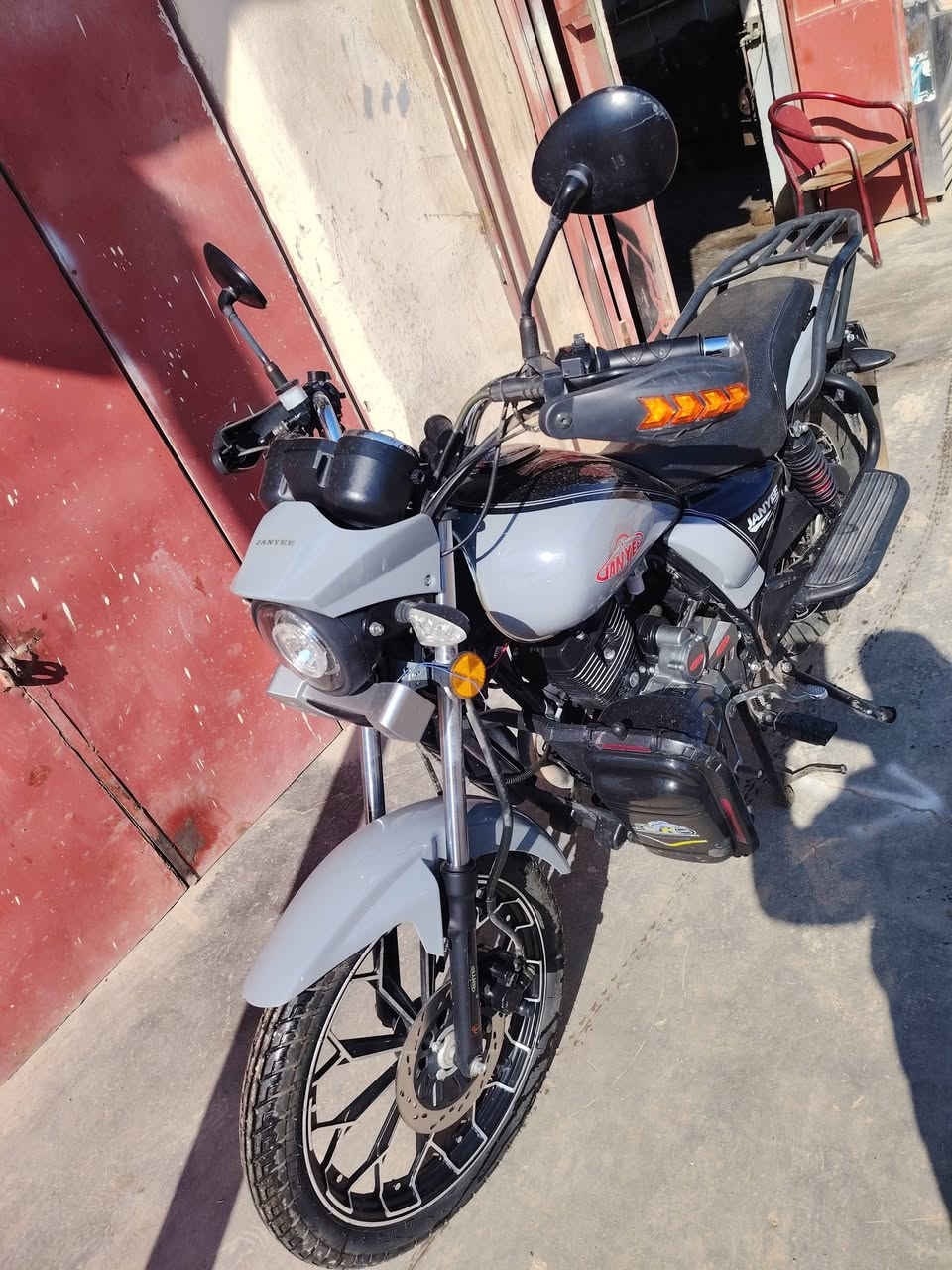 دراجه 
للبيع جني هيوشه  موديل 2025
*********** مكان الزاب
