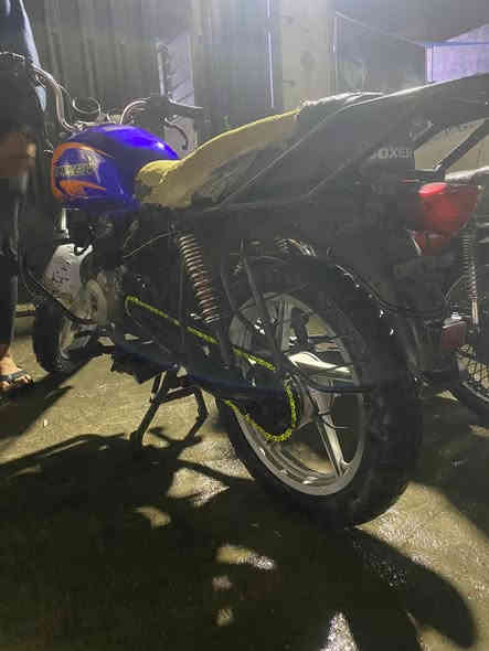 سلام عليكم عندي بوكسر ٢٠١٩ مكينه خير من الله كهربايات شغال سلف رادلهه ترتيب رايدهه ٣٥٠ وبيهه مجال قليل مكاني بغداد شعب رقمي ***********
