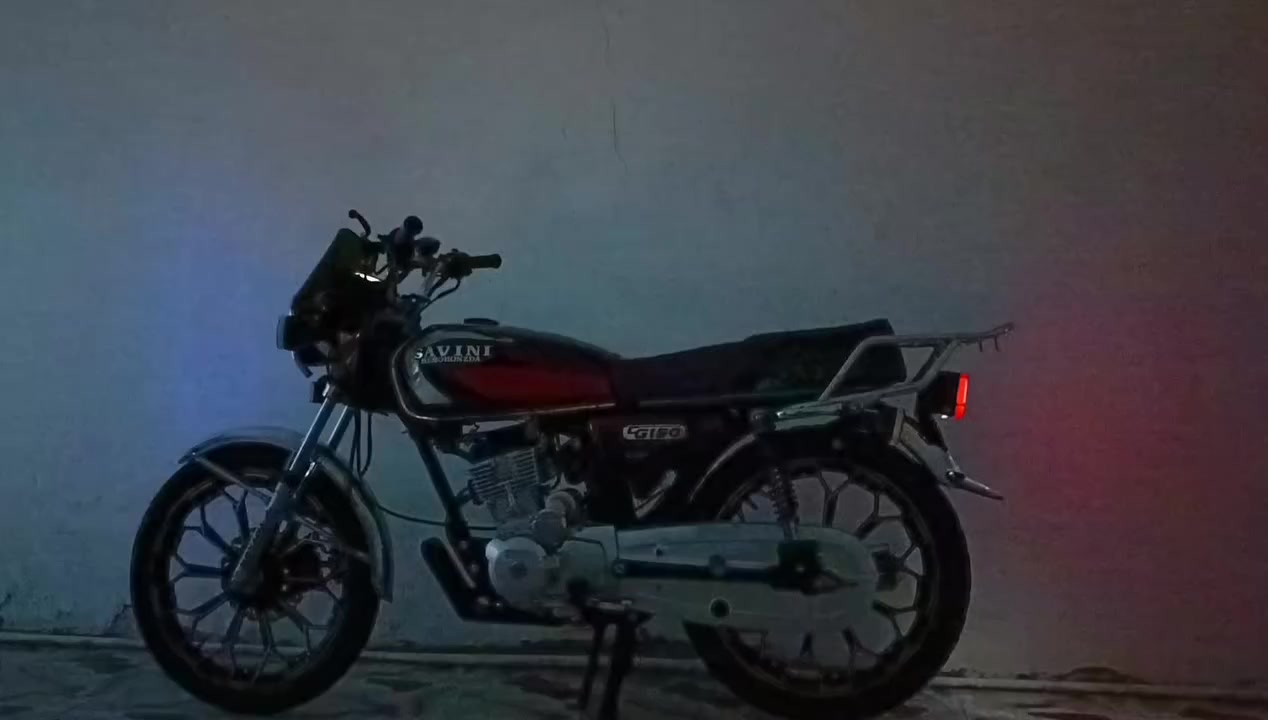 سلام عليكم دراجه سيفان 2024 للبيع اوراقها باسمي مطلعها من الوكيل على ايدي السعر 750 
***********
