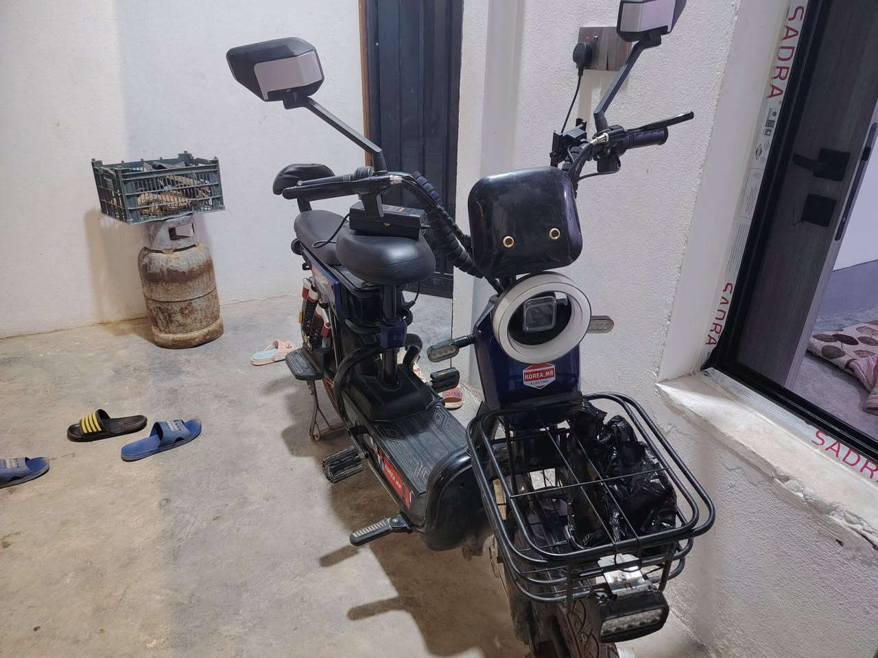 لبيع البايسكل شحن 5بطاريات السعر 450بي مجال الي شراي يراسلني خاص


**إذا كنت صاحب هذا الإعلان وتريد حذفه لأي سبب، رجاءا أرسل رسالة إلى الدعم الفني**