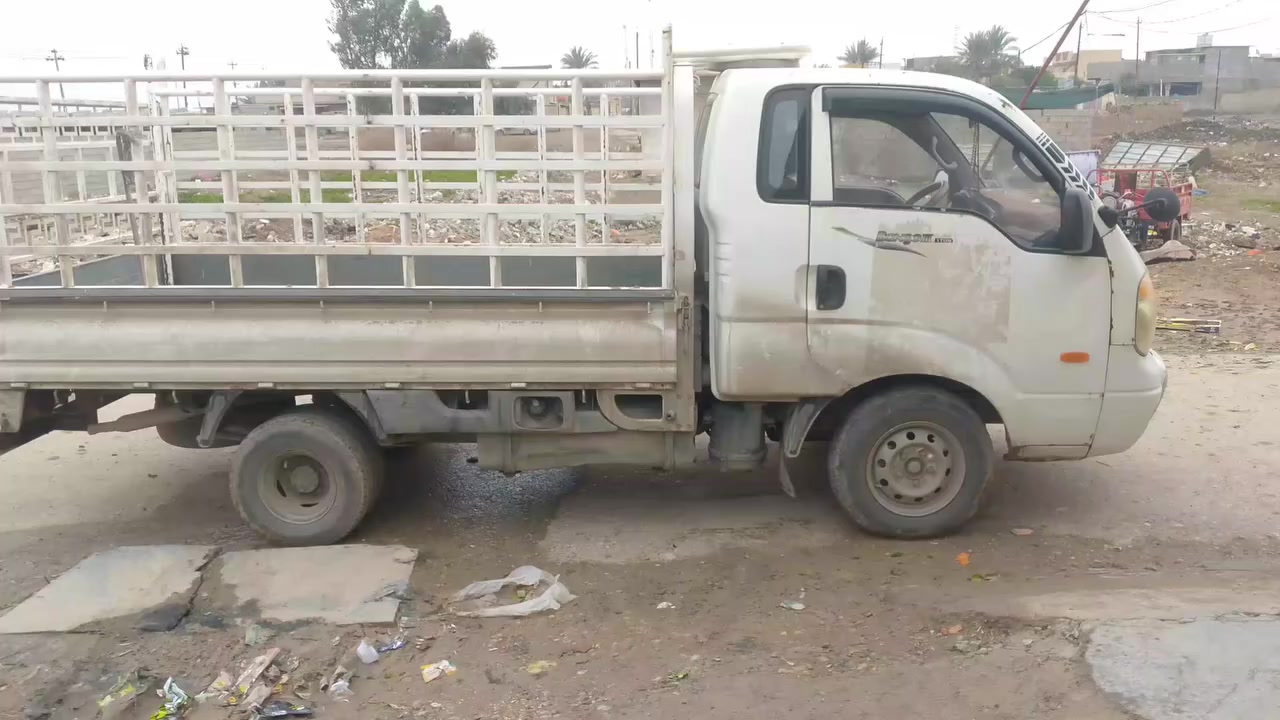 السلام عليكم سياره 2010 محدث 2011 سعر السياره دفتر وبيها مجال ماكينه وجير ومحرك ضمان شرط الضمان محور مسكر محور سبلاين رقم بابل ***********
