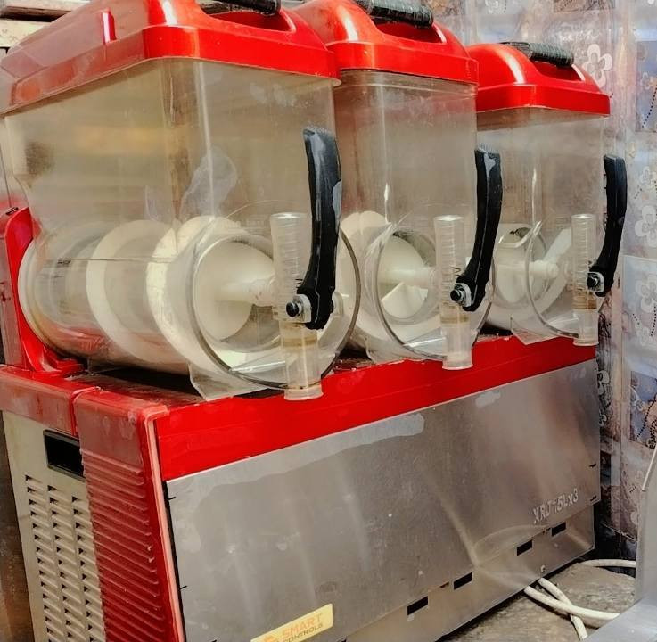 ***********
صاحب المكاين 
خابر واتساب
