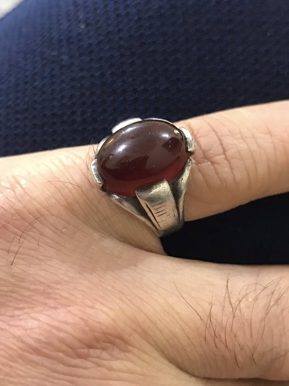 35 الف سعر الخاتم معا توصيل نواعم التواصل خاص او ***********
