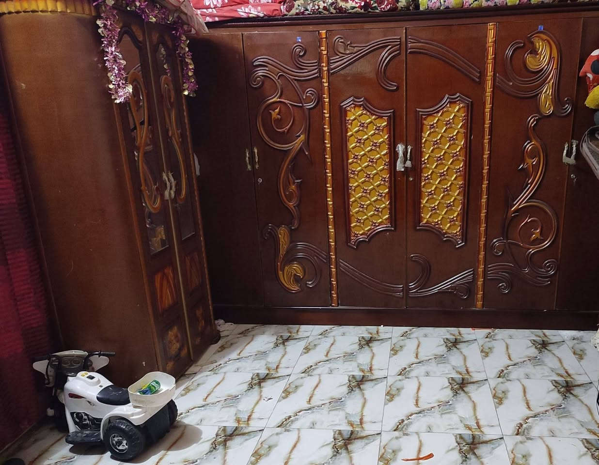 اللبيع غرفه نوم جديده ستخدام شهرين المكان الحمزه الشرقي ***********
