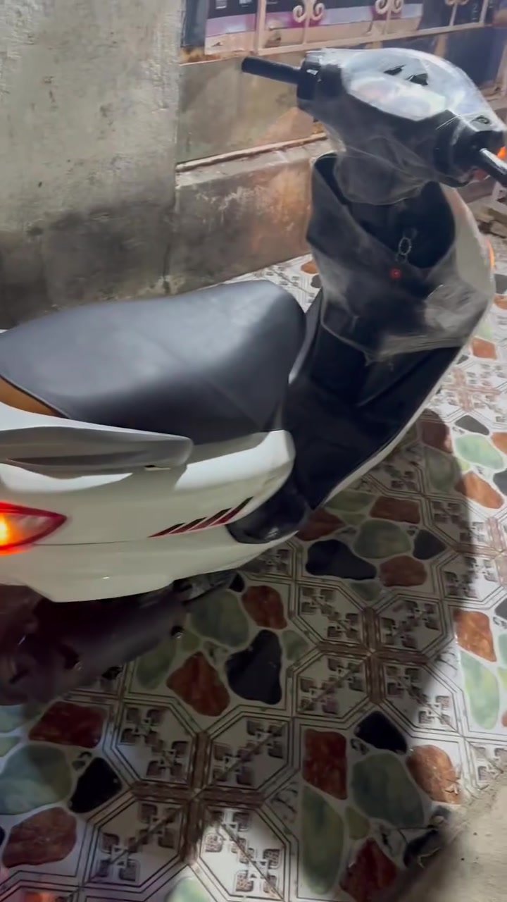 سيام للبيع موديل 2022كفاله عامه
الشراي يتفضل خاص   السعر 950 وبيه مجال شويه
وهذا الرقم 0782621122
المكان قضاء المجر


**إذا كنت صاحب هذا الإعلان وتريد حذفه لأي سبب، رجاءا أرسل رسالة إلى الدعم الفني**