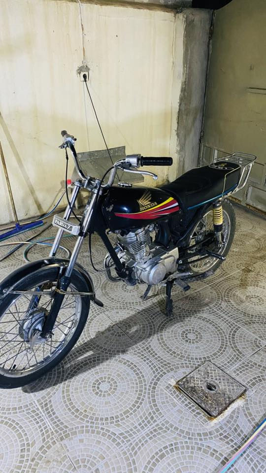 سلام عليكم نامه ٣ احرف اربعه كير ٢٠٢٥ اي عيب مابي لا صرف لا بخار سعره ٤٥٠ و بي مجال مكاني حي واسطي *********** متواجد بس عرقم
