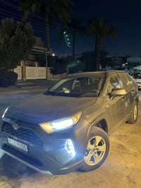 تويوتا رافور 2020 مكينه V4 2.500تنفس طبيعي تخم تاير جديد السياره نضيفه...