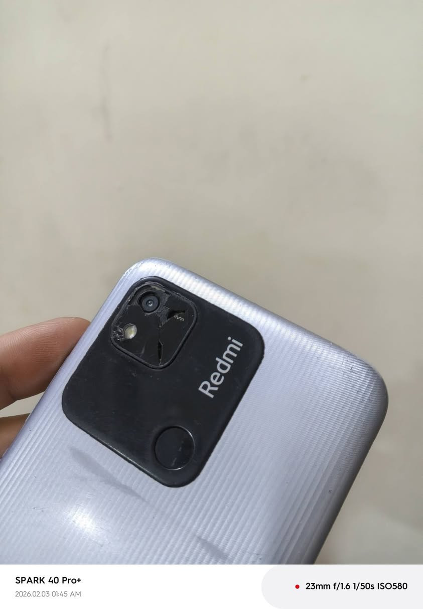 سلام عليكم ريدمي 10A ذاكرة 64 رام 4 مبدل شاشة وهاي نظافتة بصور كلة شغال ومابي اي خلل كامرة خلفية والامامية بيهن غواش يعني شغالات مابيهن شي بصمه دبل سيمكارت اتصال سيمكارت كلة شغال بطارية 5000الاف وياه كيبل شحن فقط للبيع السعر 60الف وبي مجال حك جيتك العنوان بغداد الغزالية ***********واتساب او ماسنجر
