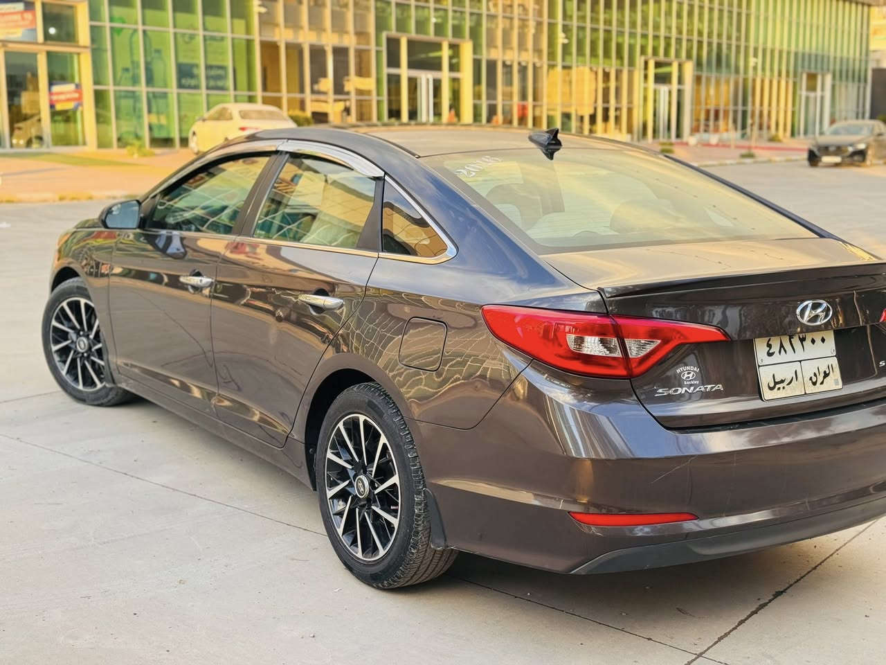 سوناتا 2016 داخل عسلي سعر 113 بي مجال بسيط
جاملغ واحد صبغ بدون دواخل بدون ايرباك باقي كفاله
رقم اربيل تحويل وكاله شرط
كير محرك مامفتوح شرط سياره جديده
شاشه كامره تحكمات تبريد تدفئه شرط
حداديه تايرات ويل كلهه جديد 
سياره جاهزه من كلشي مكان السياره كركوك
سعره ١١٣ بي مجال بسيط
***********
