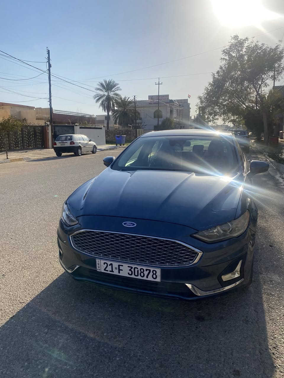 بسم الله الرحمن الرحيم
فورد فيوجن 2019 Se. 
محرك 1.5  تيربو 
بدون صبغ بيه تعديل بارد بحافة البنيد وتعديل بارد بالجامرلغ 
رقم الشاصي : 3FA6POHD6KR200452

ماشية. 62.000 الف ميل 

مواصفات بصمة كير ماوس شاشة كبيرة ثلاث شاشات كشنات امامية كهرباء  رادار امامي جانبي خلفي

اوتو ستوب بريك بصمة كامرة و حساس خلفي 

تحكمات ستيرن تحديد سرعة تبريد قطعتين لدات خلفي كيج الكتروني كود باب السائق لايتات عدسة تحديد مسار 

سوناره موجودة بالصور

سنوية و ورقم جديدة بسمي تحويل نفس اليوم

مكان السيارة كركوك 

رقم السيارة السليمانية 
السعر : 13600 $         136 ورقه وبيه مجال للشراي


**إذا كنت صاحب هذا الإعلان وتريد حذفه لأي سبب، رجاءا أرسل رسالة إلى الدعم الفني**