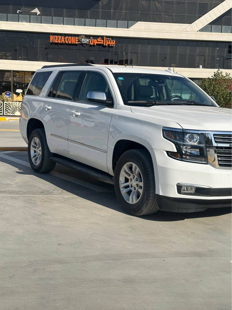 السلام عليكم
تاهو 2015
للبيع او مراوس بـ لاندكروز 
مواصفات LT
رقم بغداد 
السياره بيها 3 قطع صبغ
السياره نضيفه و نصبتها احلا من الصور
شرط التحويل 
مكان السياره بعقوبه تقاطع القدس
السعر 275$ و بيها مجال 
*********** بعقوبة, ديالى
