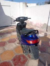 دراجه فراشه للبيع كلشي شغال بيه سلف هندر كهربائيات اشاير عالي ناصي هور...