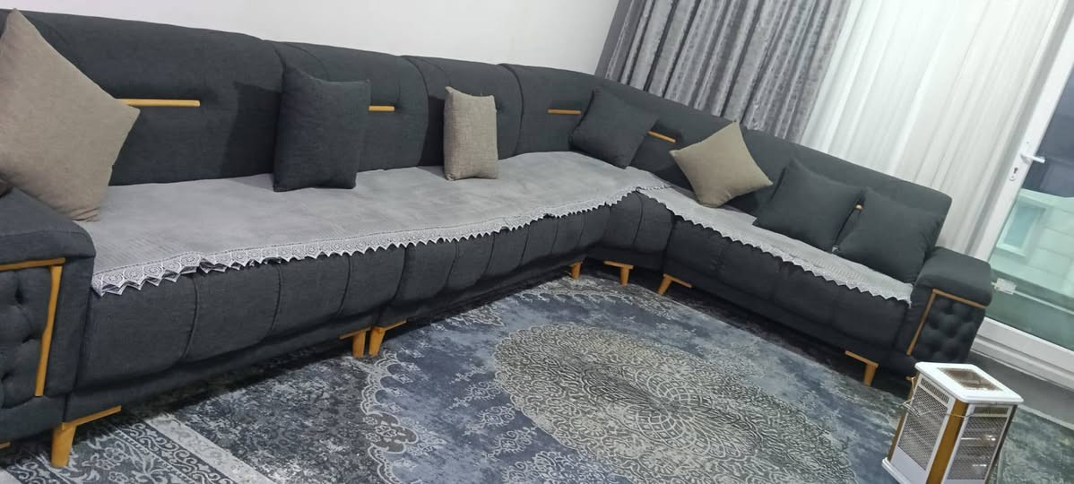 غرفه نوم للبيع 750 الف
قنفات 750 بي مجال 
غرفه نوم و قنفات نضيف جدا غراض 

مكاني اربيل شقه اسكان


**إذا كنت صاحب هذا الإعلان وتريد حذفه لأي سبب، رجاءا أرسل رسالة إلى الدعم الفني**