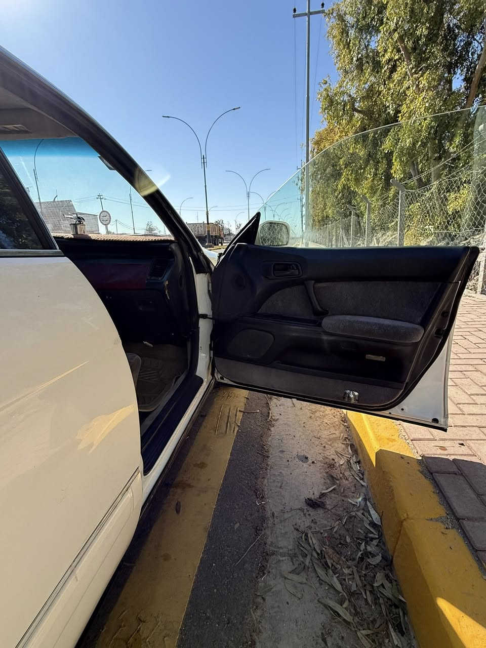 بطه منفصل مديل 92 للبيع
مكفوله من الكصه ونقل الجثه ومحرك وكير كله مكفول كهربائيات 10/10 رقم دولي انبار سنويه بسمي ساقطه قبل ٨ ايام اجددها الك ويه المداوره شوكت ماعجبك مكاني كربلاء شارع الرابط السعر 55 ورقه وبيها مجال السياره احلا من الصور وهذا رقمي ***********
